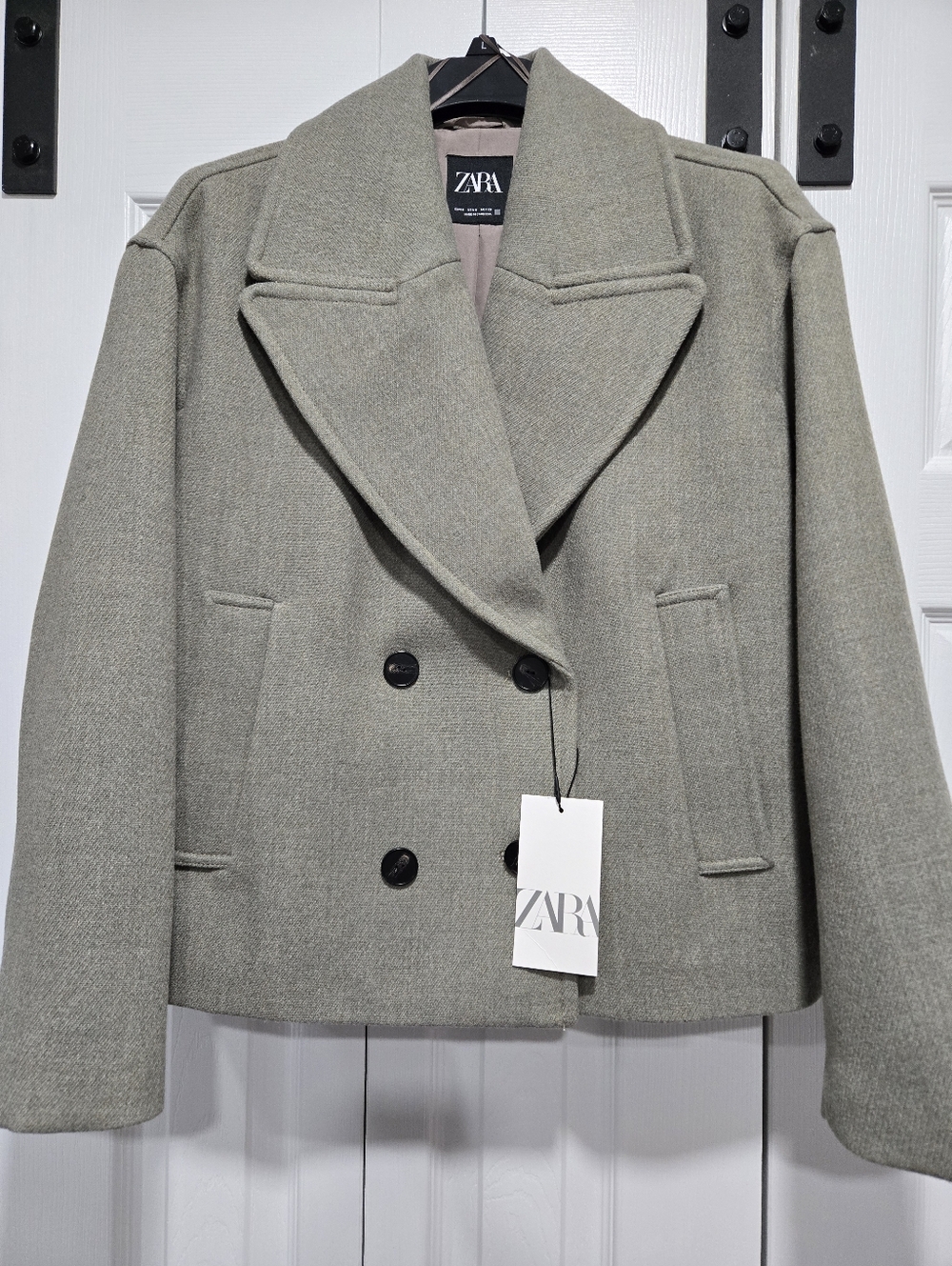 💖 ZARA Cropped Oversized Double-Breasted Peacoat - Picture 4 of 9